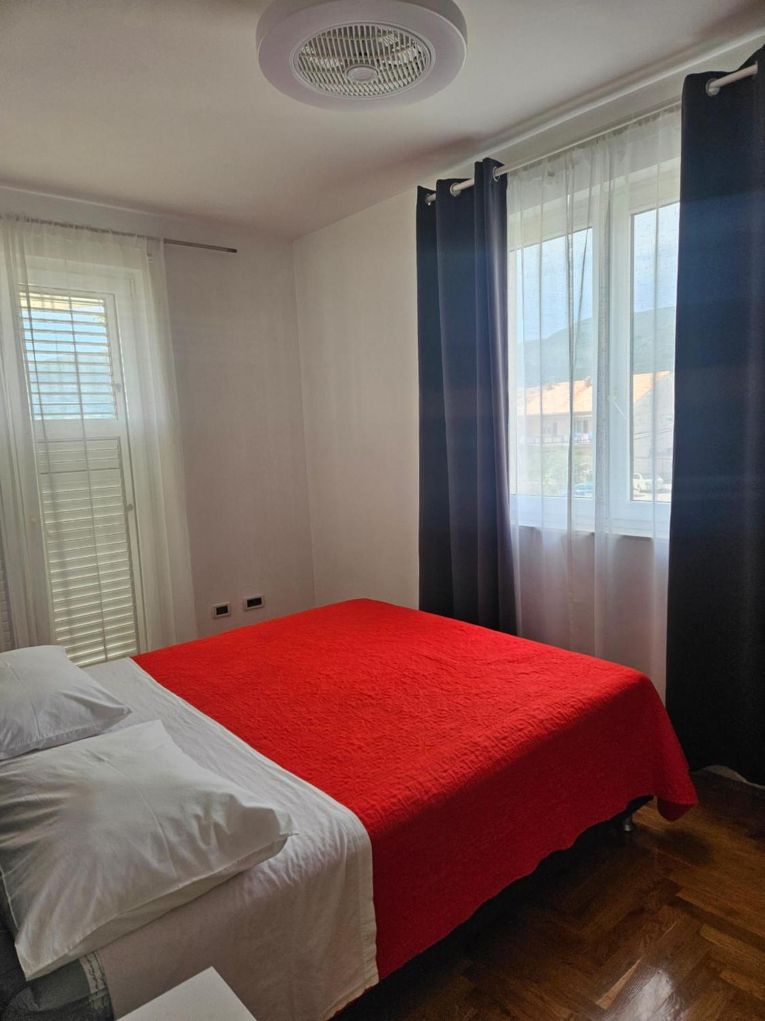 Apartment Mary Трогир Экстерьер фото